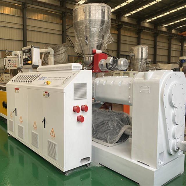 Manufacture  Wood Plastic Floor Equipment Stone Plastic Floor Making Machine   Extruder for Pvc Floor
