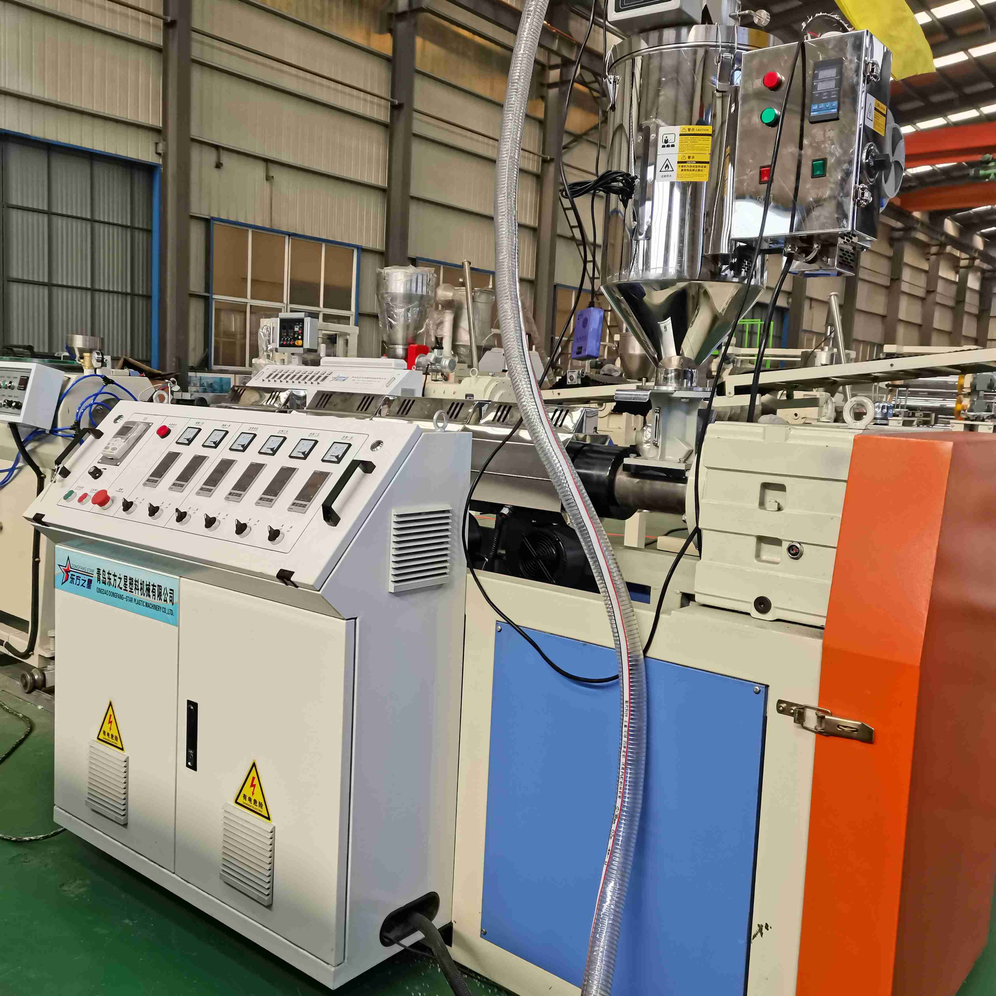 Automatic PE Insulation Strip Equipment Plastic Extruders    Manufacturing Plant